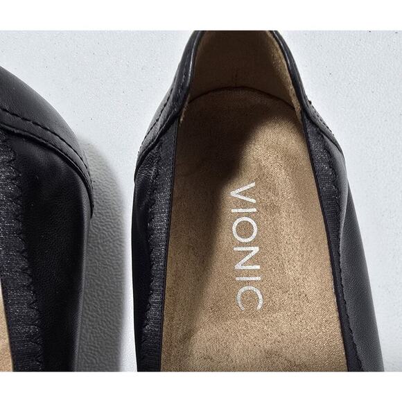 Vionic Caroll Ballet Flats Shoes Womens Black Leather Casual Slip Ons Sz 8.5 - Picture 3 of 8